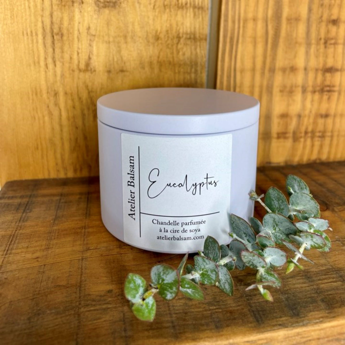 Bougie de communion, eucalyptus arc-en-ciel, personnalisée avec nom et date • ruban bleu • Hennes - France