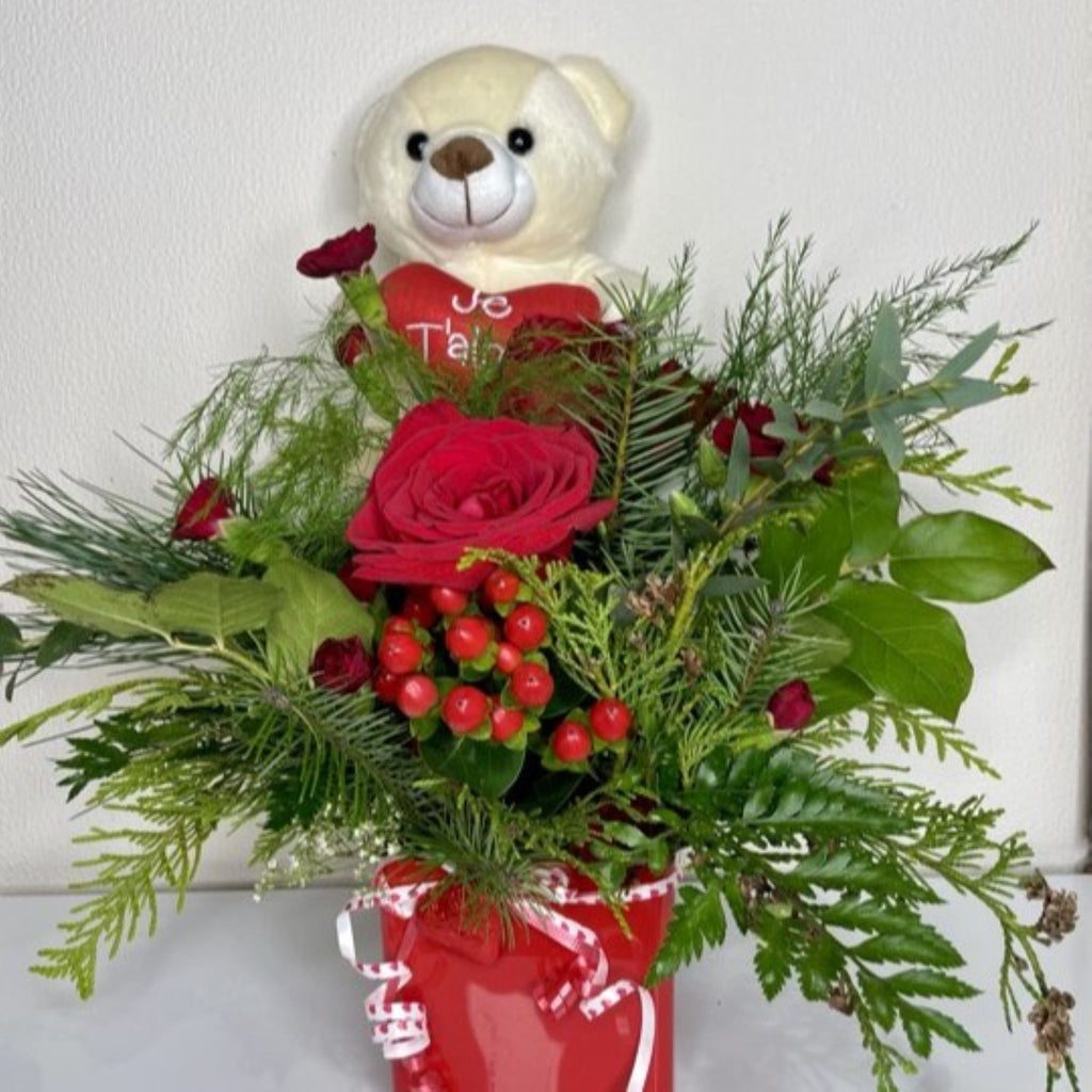 Bonbonnière de Roses et Peluche: Cadeau Tendre pour Coeurs Tendres